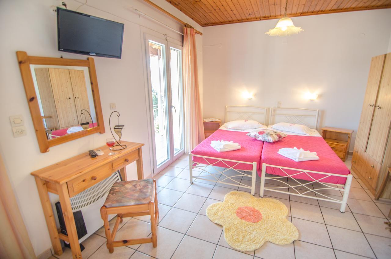 Noufaro Apartment Paleokastritsa Bagian luar foto