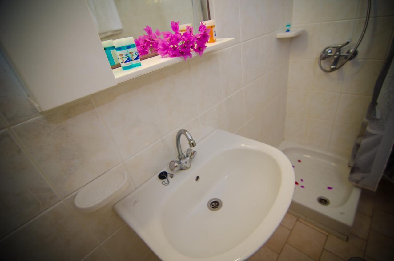 Noufaro Apartment Paleokastritsa Bagian luar foto